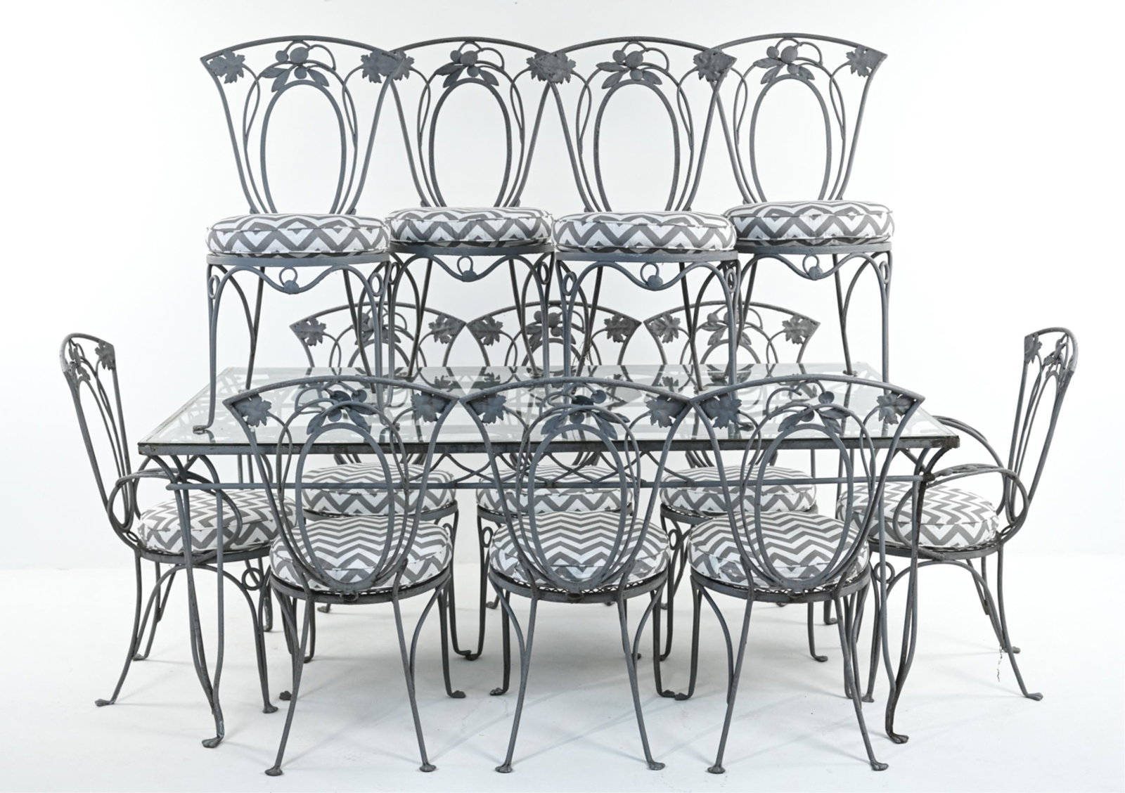 LARGE PAINTED WROUGHT IRON PATIO DINING SUITE (1 of 18)
