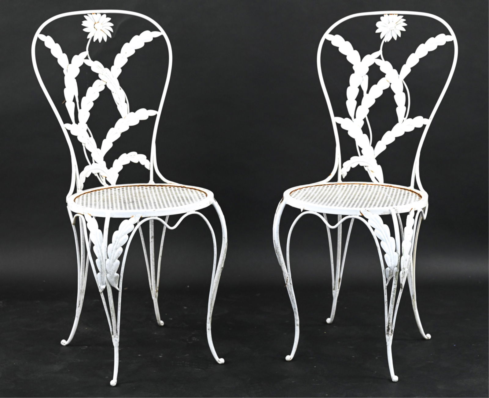 PAIR OF ENAMELED METAL ICE CREAM PARLOR CHAIRS (1 of 14)