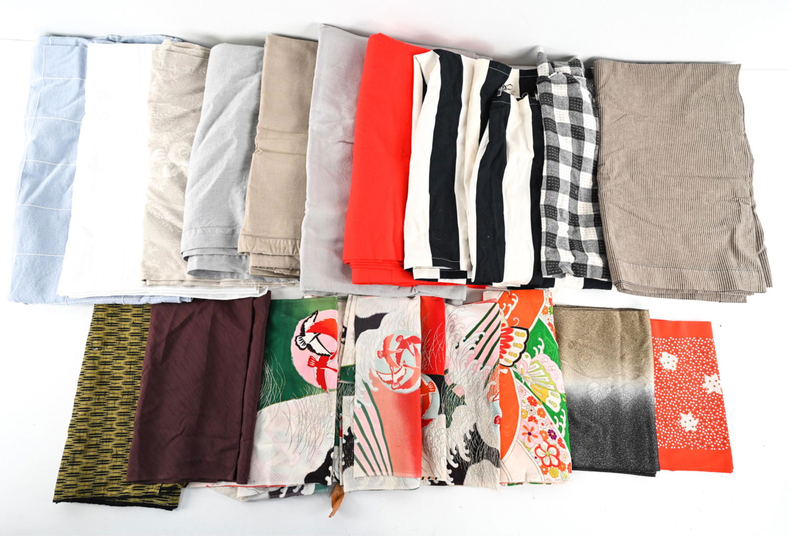 GROUPING OF FABRICS & DRAPERY INCL. JAPANESE (1 of 9)