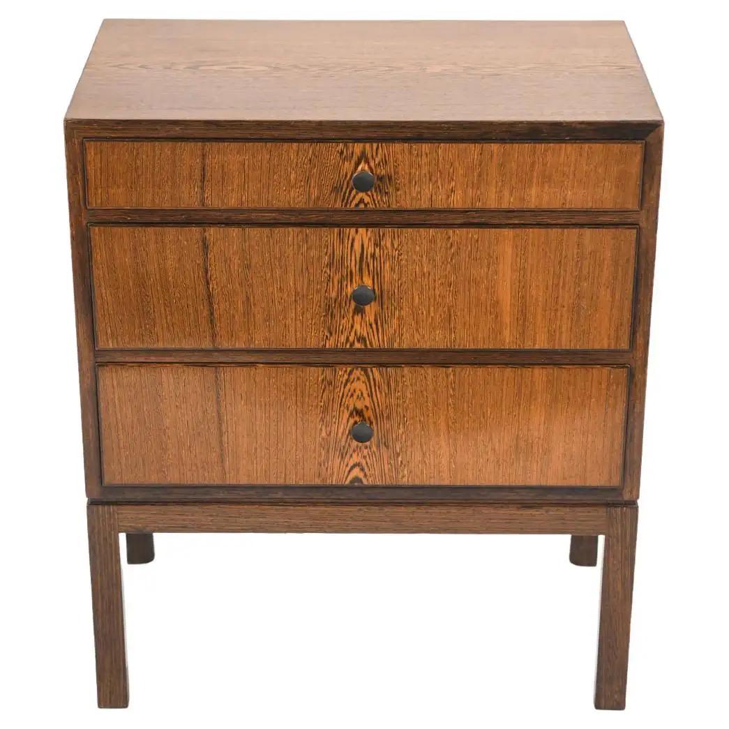 THORALD MADSEN DANISH MID-CENTURY PETITE CHEST (1 of 19)