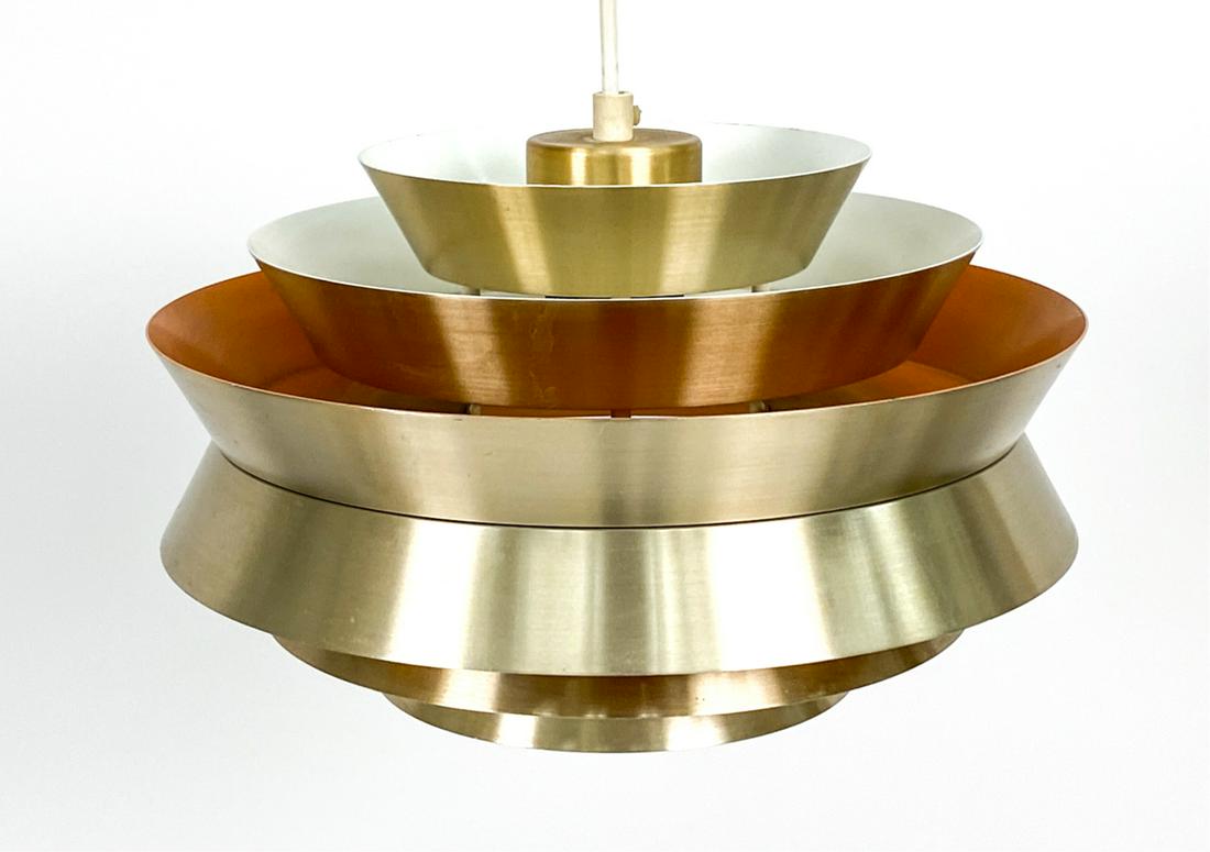 CARL THORE FOR GRANHAGA "TRAVA" PENDANT LIGHT: Swedish mid-century brass-tone pendant light designed by Carl Thore for Granhaga. Model "Trava." Dimensions: (Pendant) H 7" x Dia. 11.5" Condition: Few spots of finish wear. Untested.
