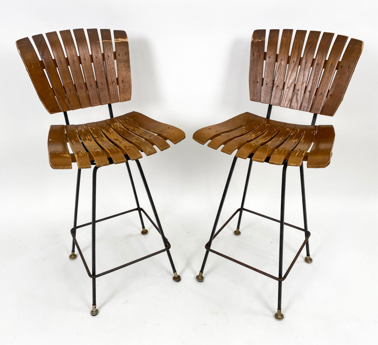 PAIR OF BAR STOOLS IN STYLE OF ARTHUR UMANOFF (1 of 16)