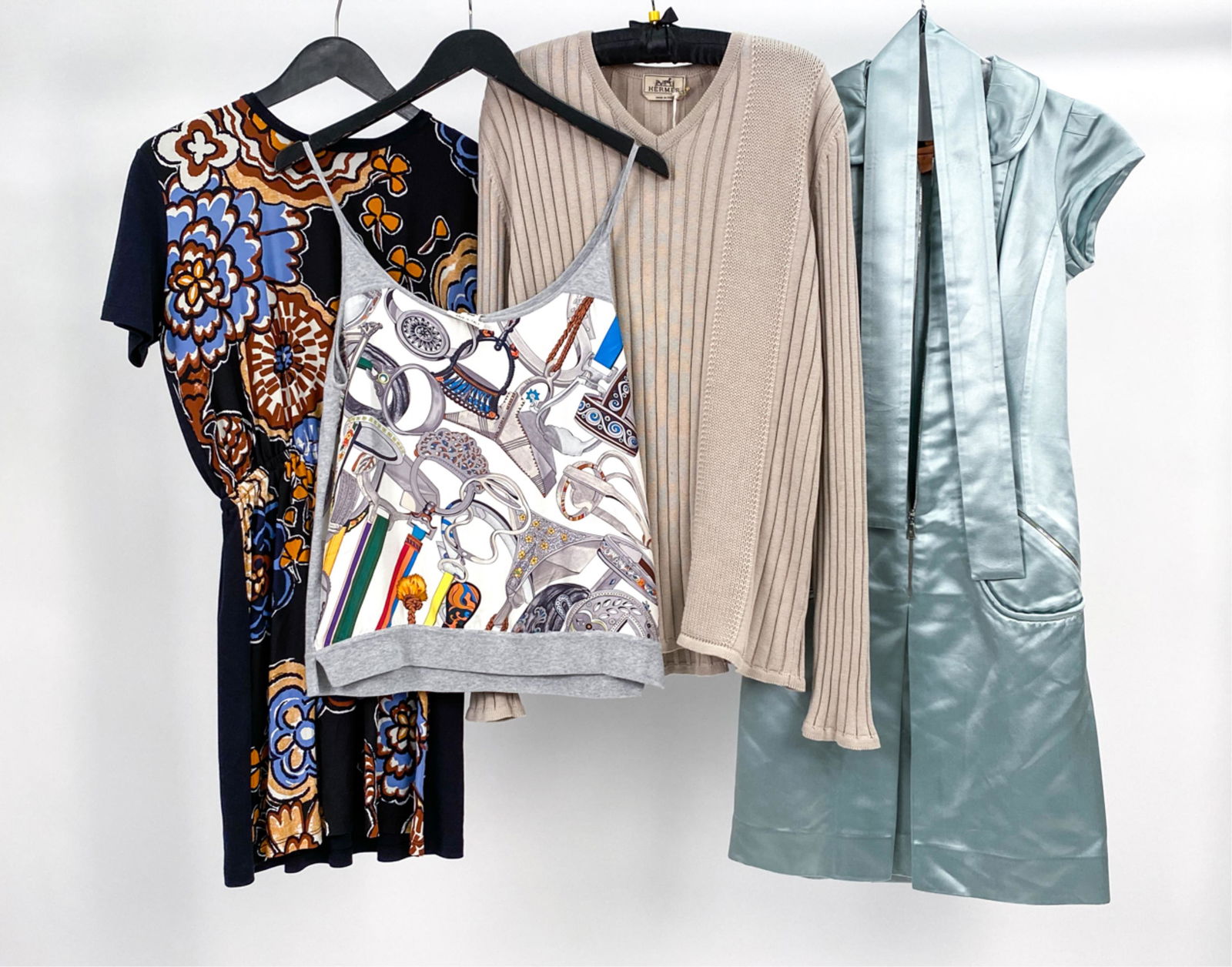 (4) HERMES & LOUIS VUITTON READY-TO-WEAR SEPARATES (1 of 10)