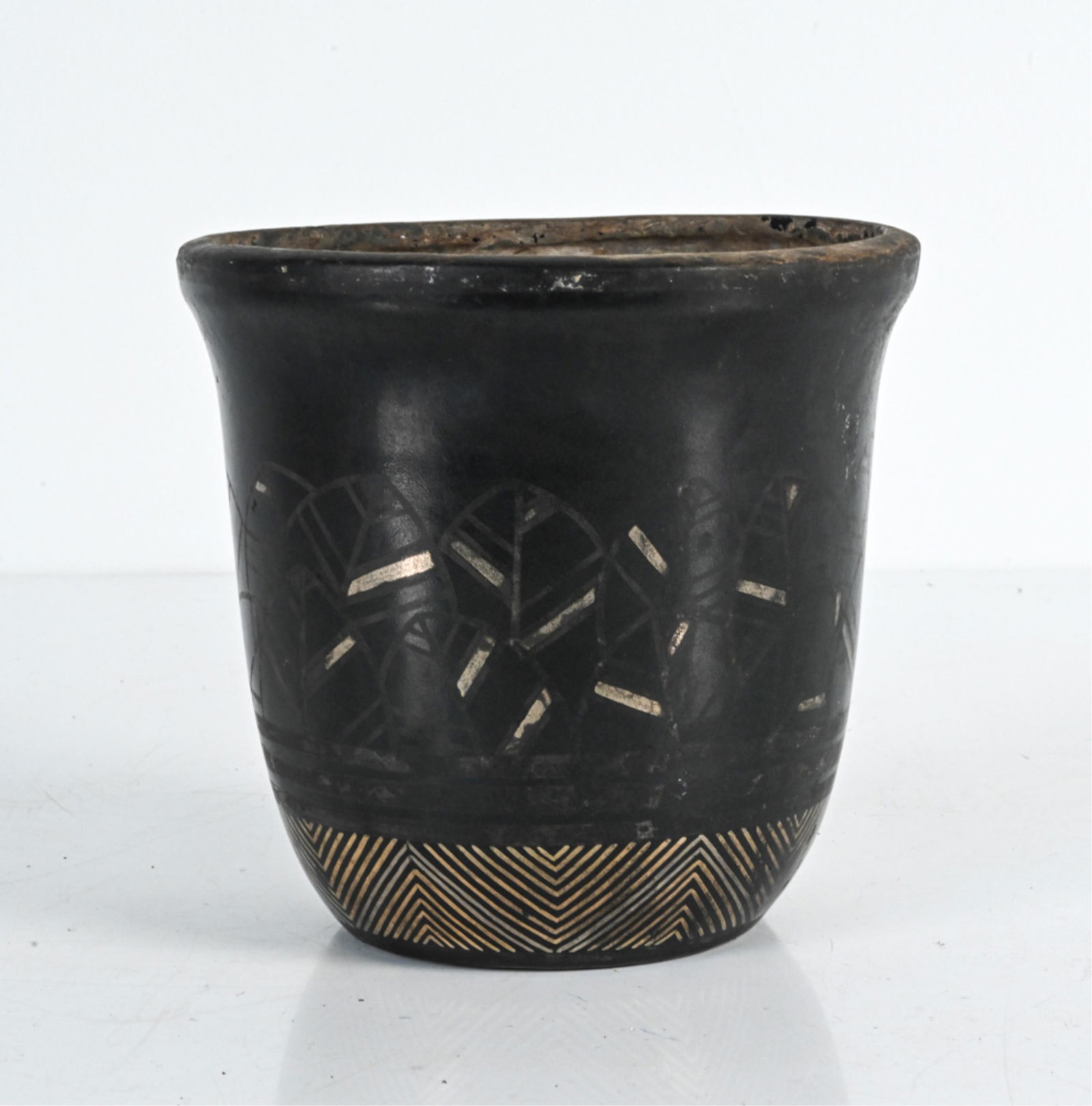 VINTAGE FRENCH CERAMIC VASE (1 of 6)