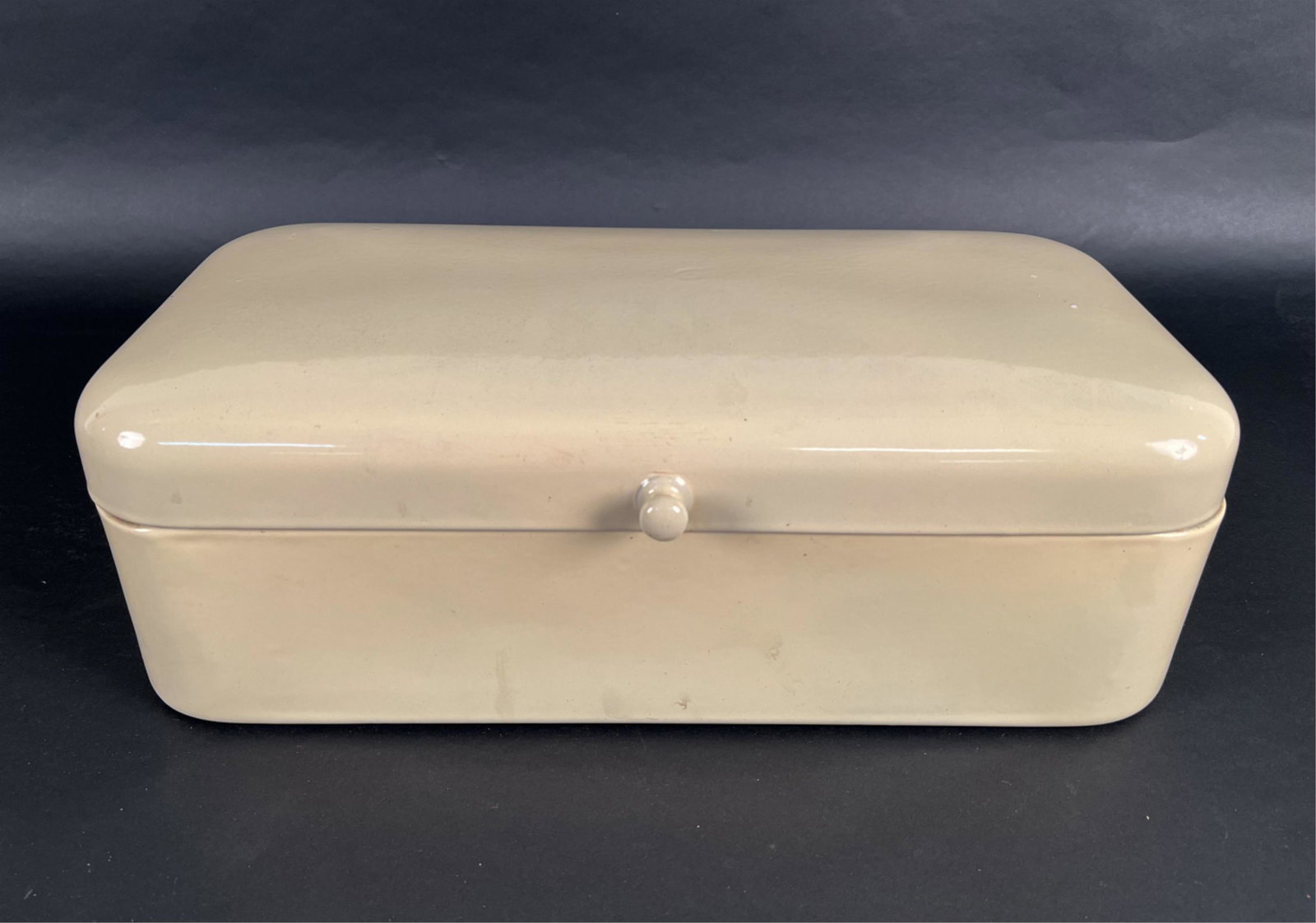 1950'S ENAMEL BREAD BOX (1 of 15)