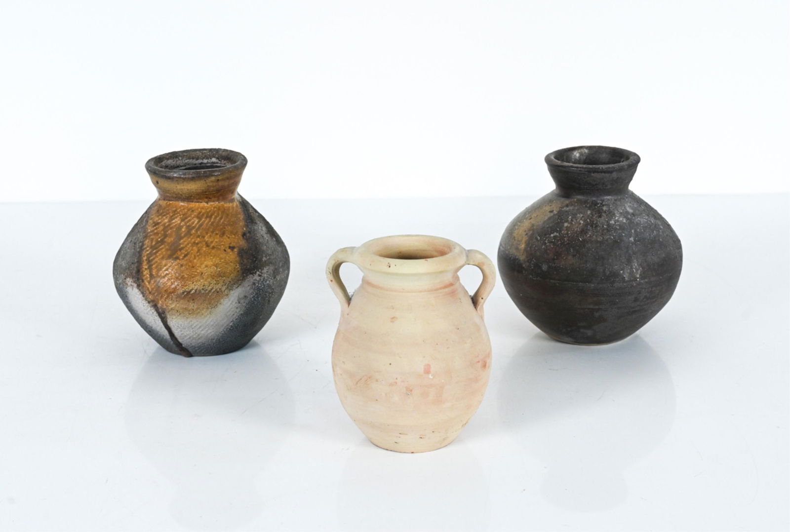 (3) MODERN DECORATIVE STUDIO POTTERY POTS (1 of 8)