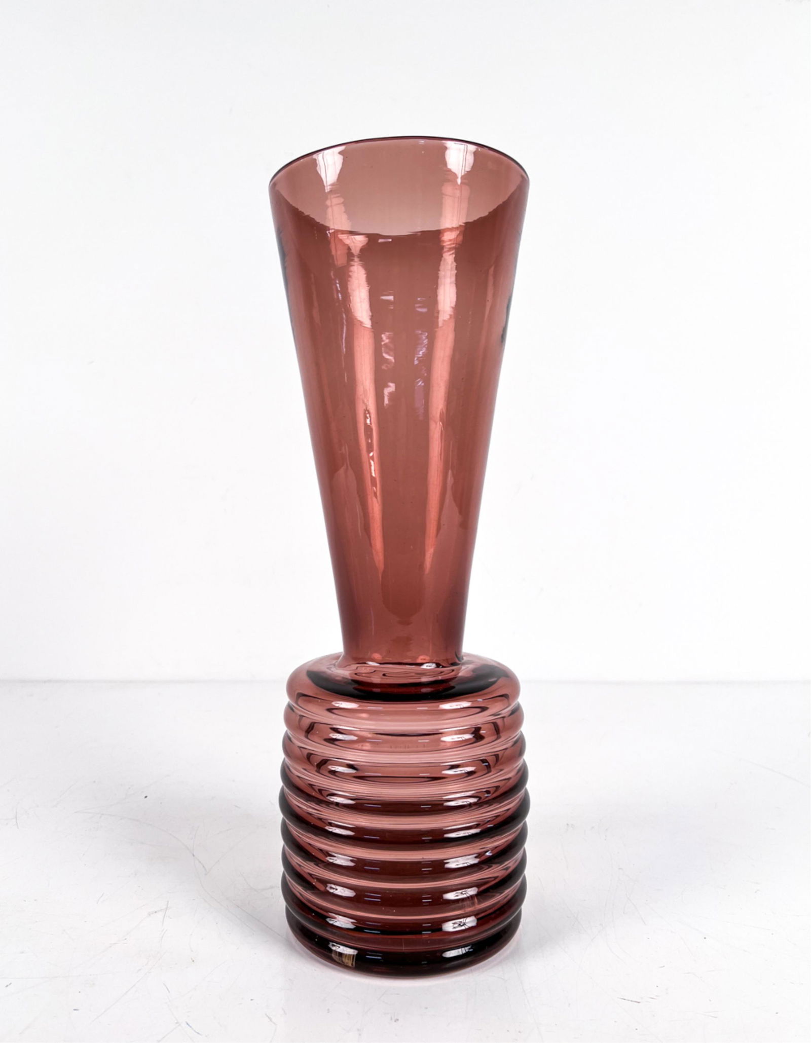 MID-CENTURY SCANDINAVIAN-STYLE STUDIO GLASS VASE (1 of 11)