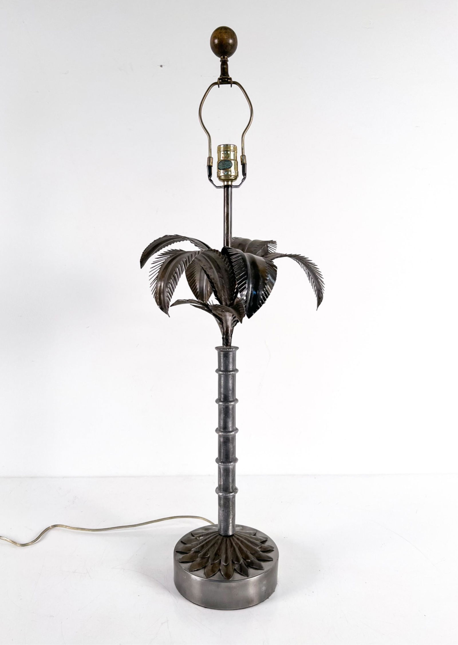 HOLLYWOOD REGENCY METAL PALM TREE TABLE LAMP (1 of 13)