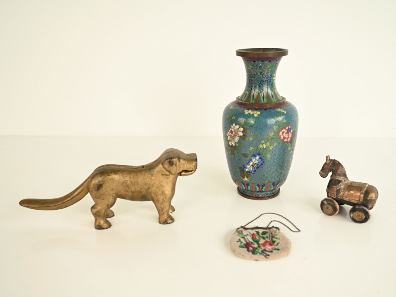 VINTAGE DECORATIVE GROUPING INCL. CLOISONNE (1 of 10)