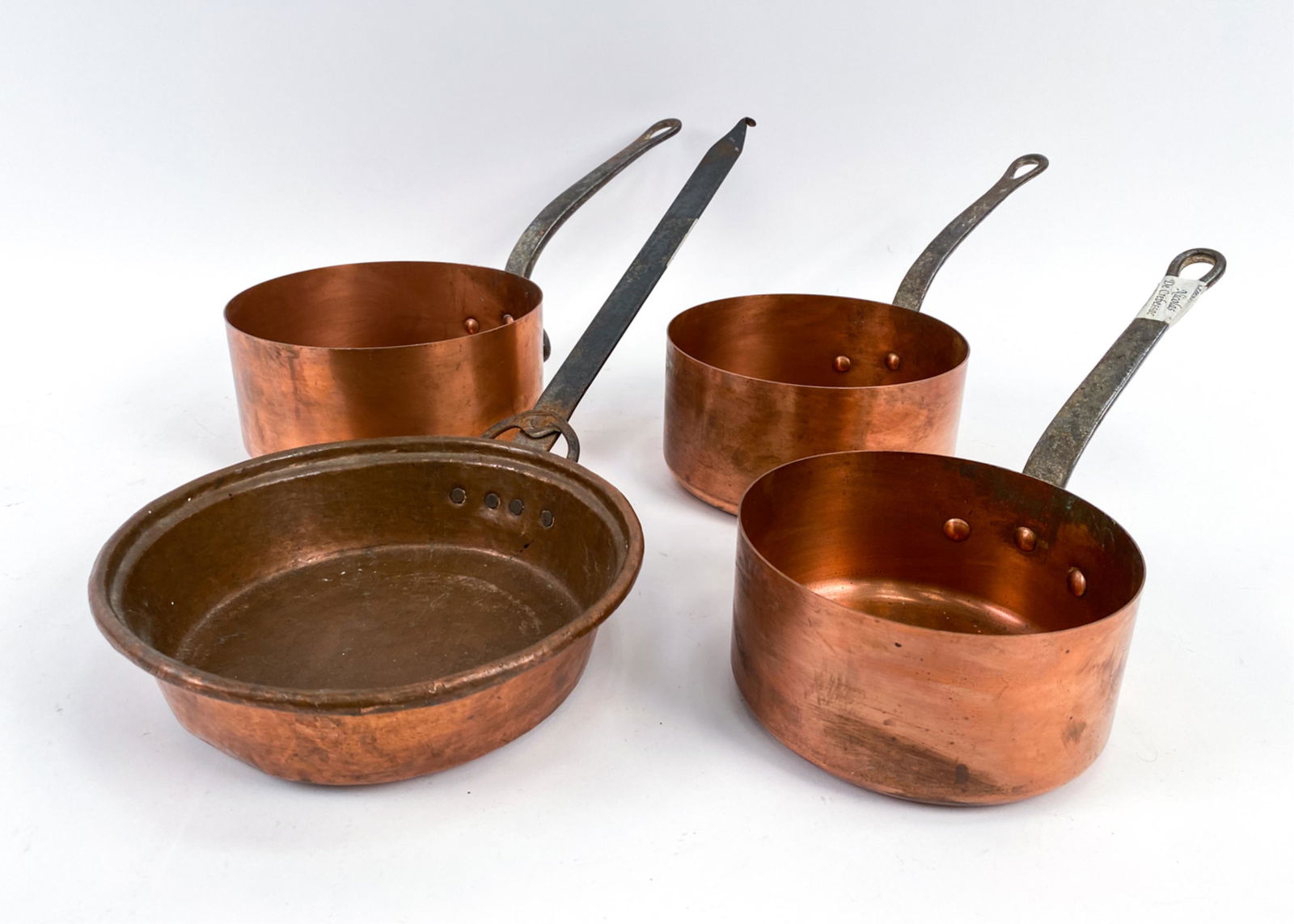(4) GROUPING OF COPPER POTS & PANS (1 of 7)