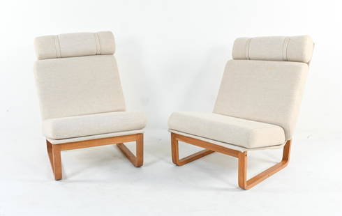 (2) THYGESEN & SORENSEN FOR OLESEN MODULAR CHAIRS: Rare pair of Danish Mid-Century sectional armless lounge chairs designed by Rud Thygesen and Johnny Sorensen for Magnus Olesen, Durup, c. 1960's-1970's. Featuring bentwood bases and woven cream wool u