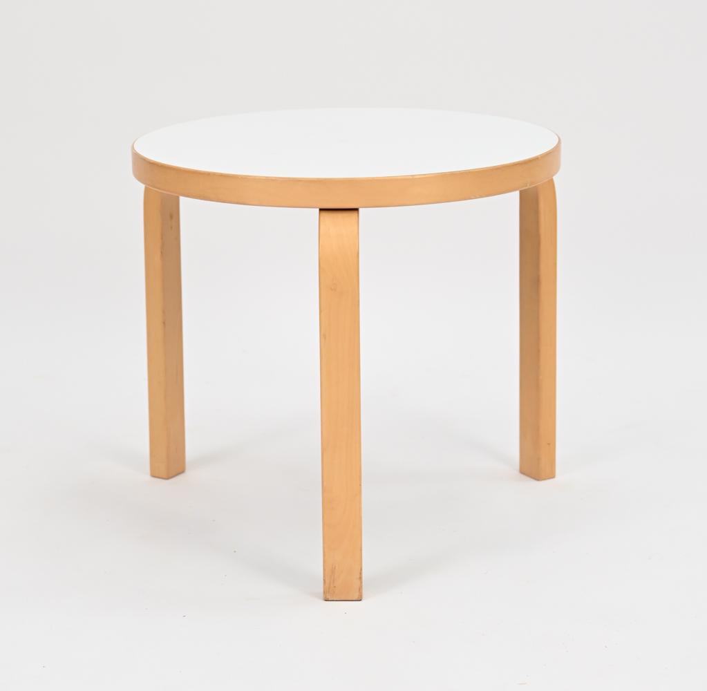 ALVAR AALTO WHITE LAMINATE TOP SIDE TABLE (1 of 8)