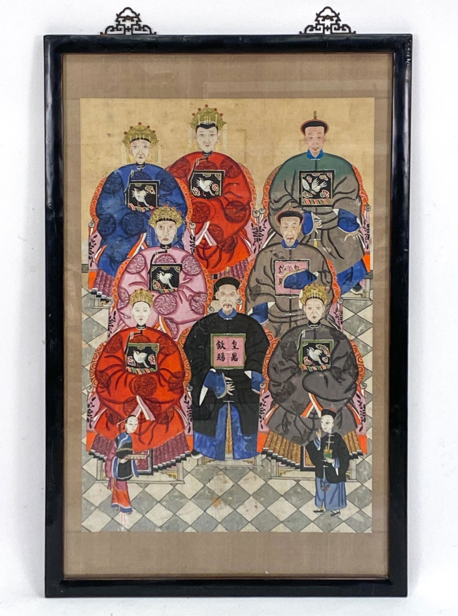 LARGE ANTIQUE CHINESE ANCESTOR PORTRAIT (1 of 11)