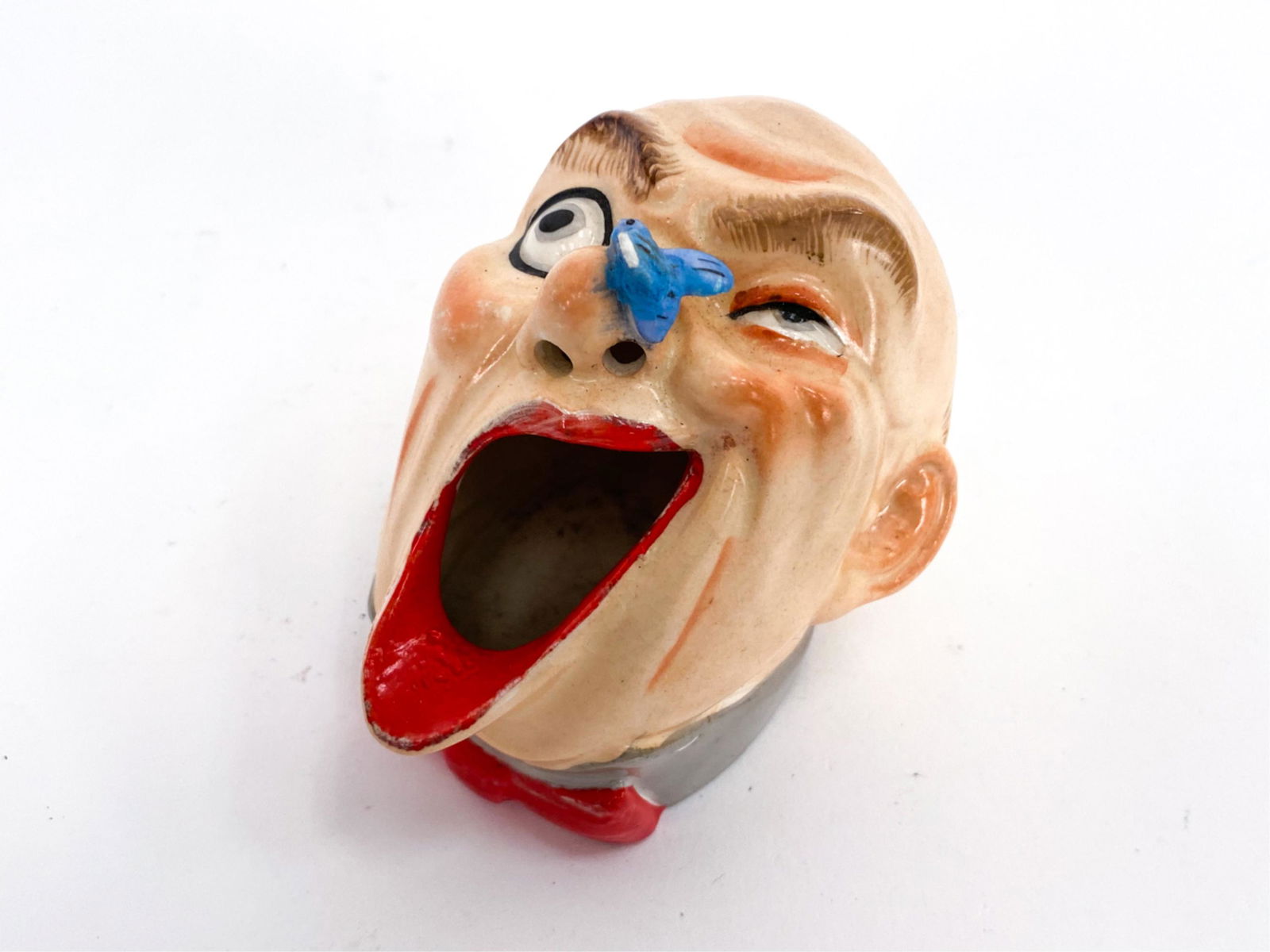 VINTAGE GERMAN CHARACTER CERAMIC ASHTRAY (1 of 9)