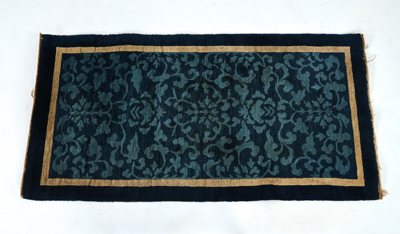CHINESE ART DECO PETITE THROW RUG (1 of 6)