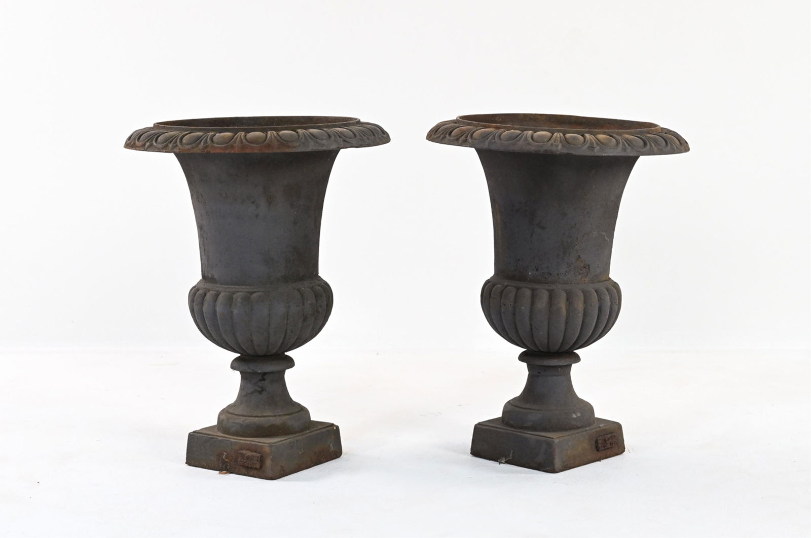 PAIR OF CAST IRON GARDEN URNS (1 of 8)