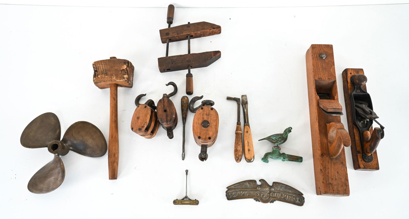 GROUPING OF ANTIQUE TOOLS & IMPLEMENTS (1 of 12)