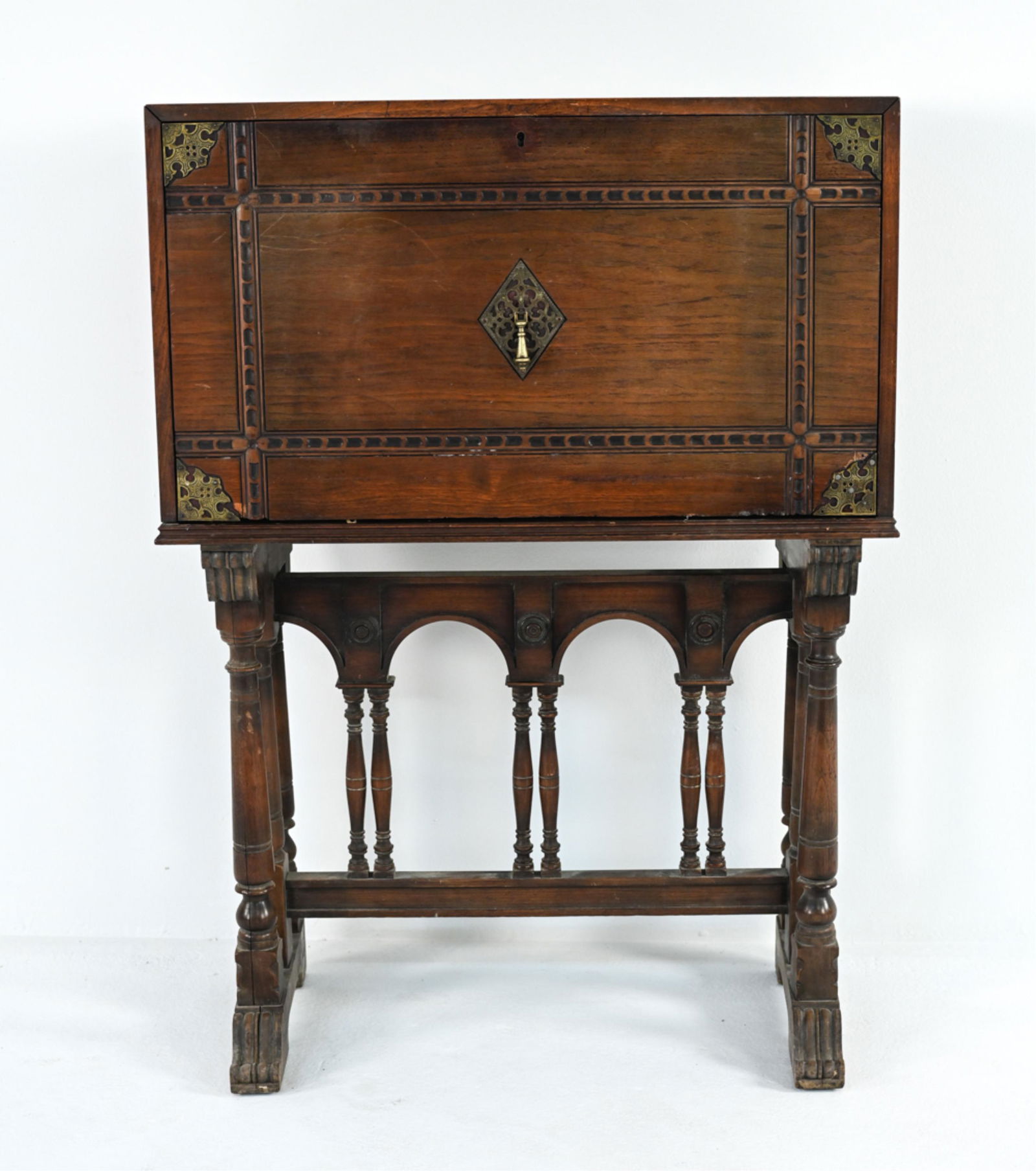 SPANISH RENAISSANCE-STYLE VARGUENO (1 of 12)