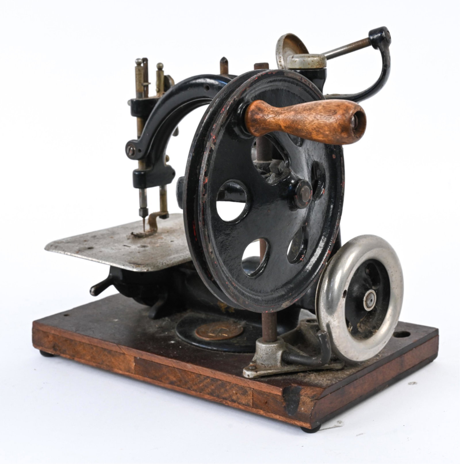 C. 1890'S WILLCOX & GIBBS SEWING MACHINE (1 of 9)