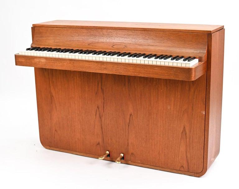LOUIS ZWICKI DANISH MID-CENTURY TEAK PIANETTE (1 of 20)