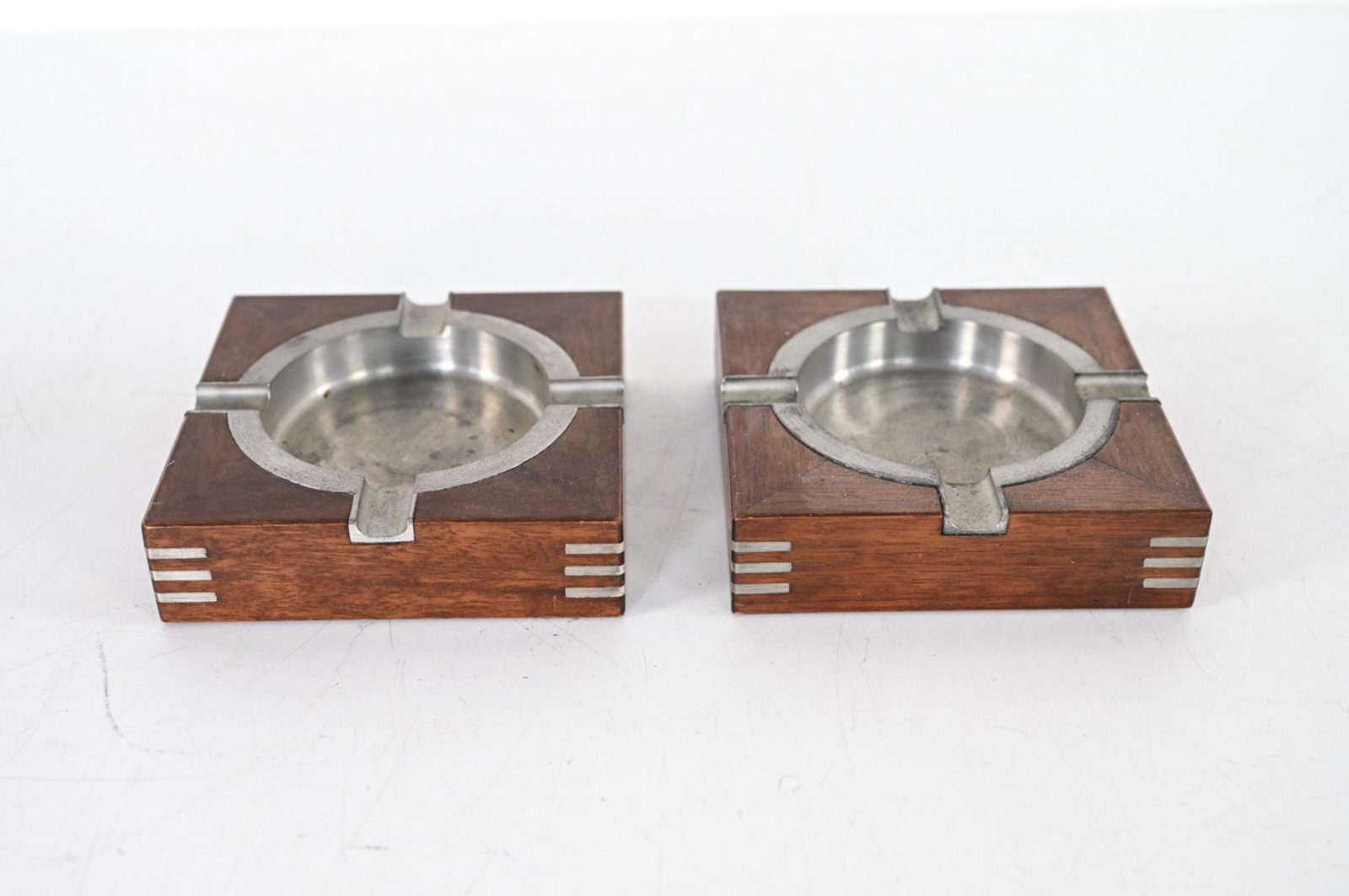 PAIR OF MID-CENTURY ROYAL SELANGOR PEWTER ASHTRAYS (1 of 8)