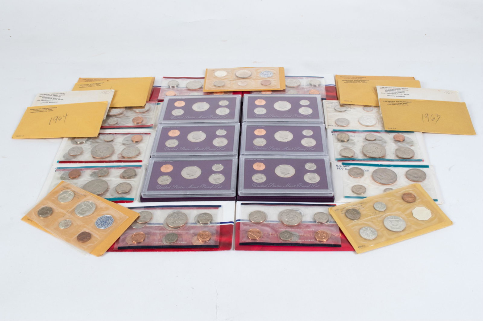 (27) 1960'S THROUGH 1990 US MINT SETS COINS (1 of 10)