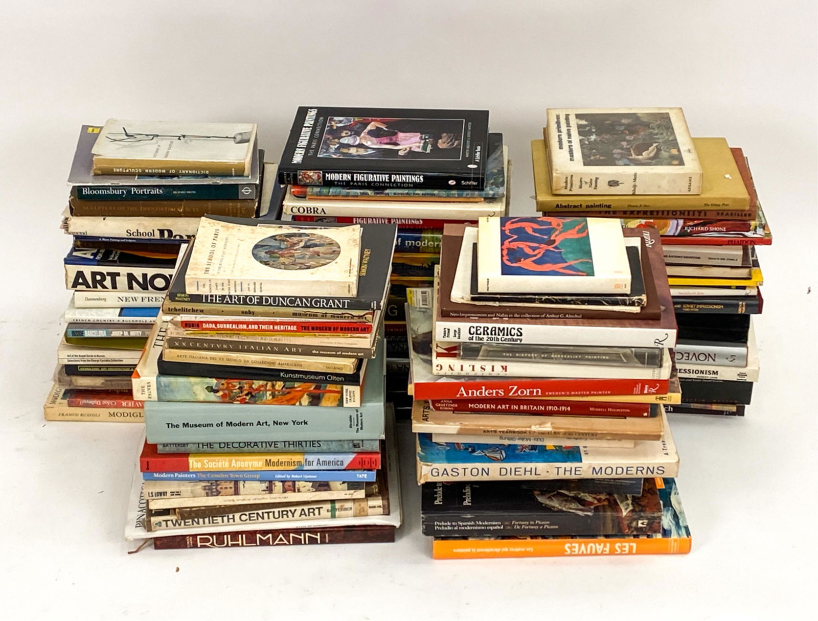 GROUPING 20TH C. EUROPEAN ART BOOKS (1 of 17)