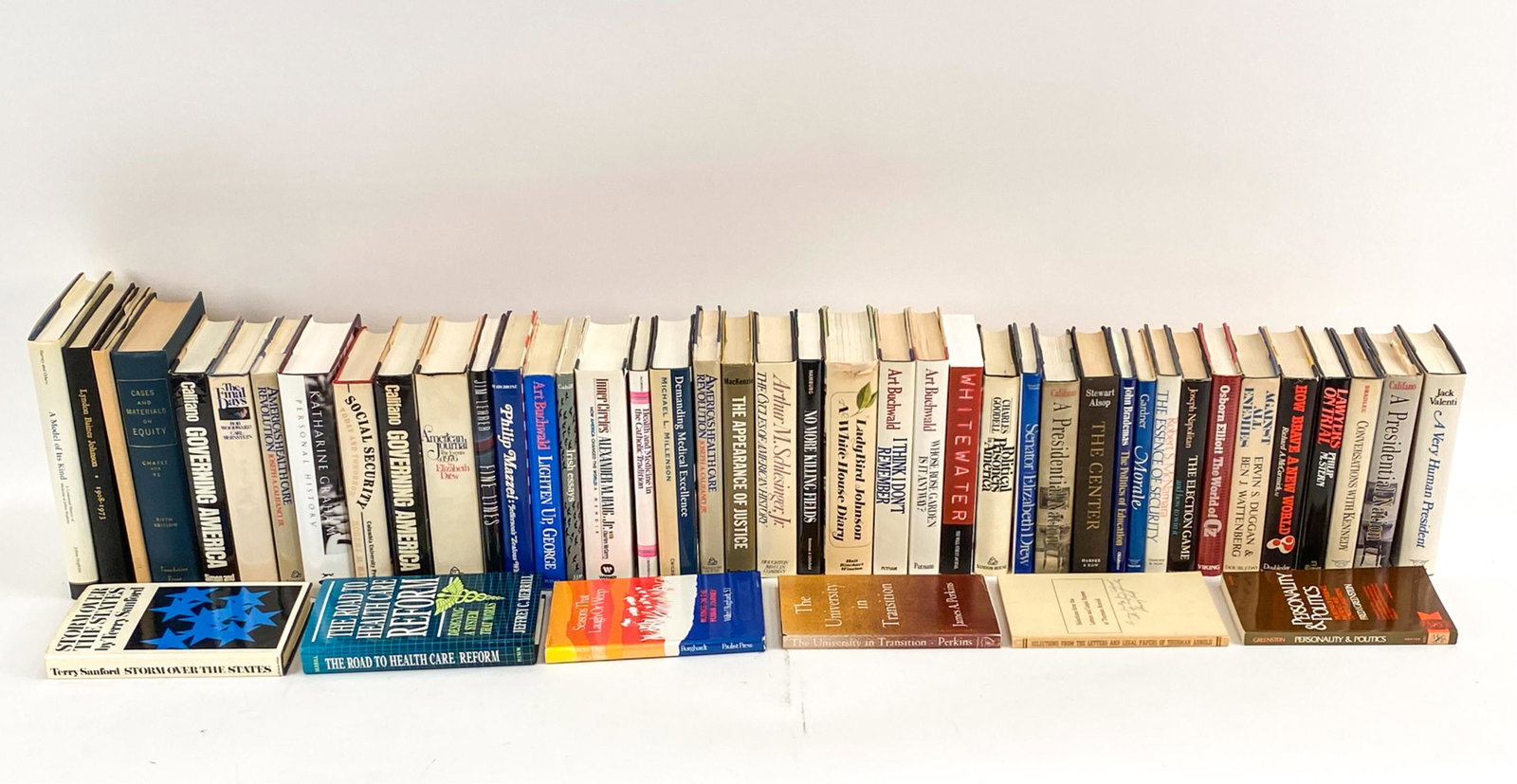 (44) AUTHOR SIGNED BOOKS HISTORY/POLITICS (1 of 7)