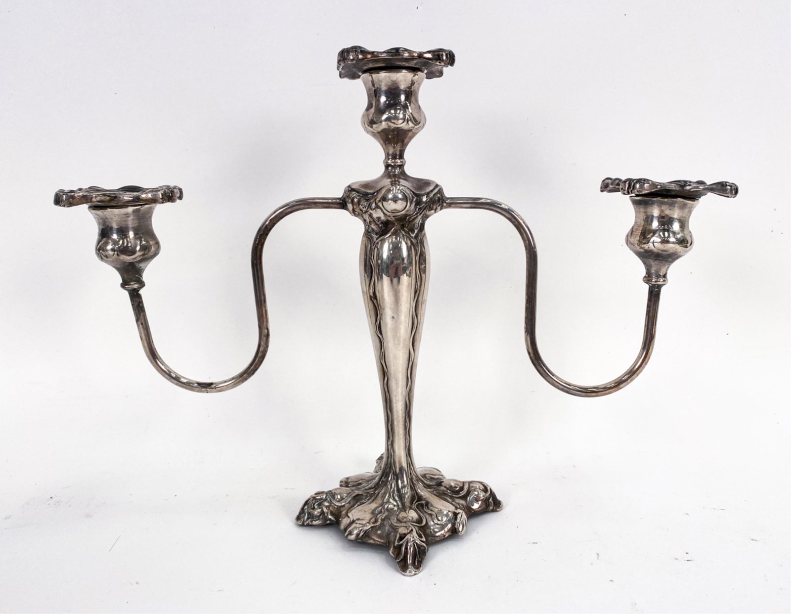 ART NOUVEAU SILVERPLATE CANDLESTICK (1 of 12)