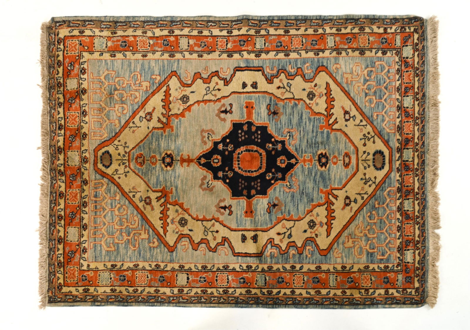PERSIAN SERAPI-STYLE RUG (1 of 5)