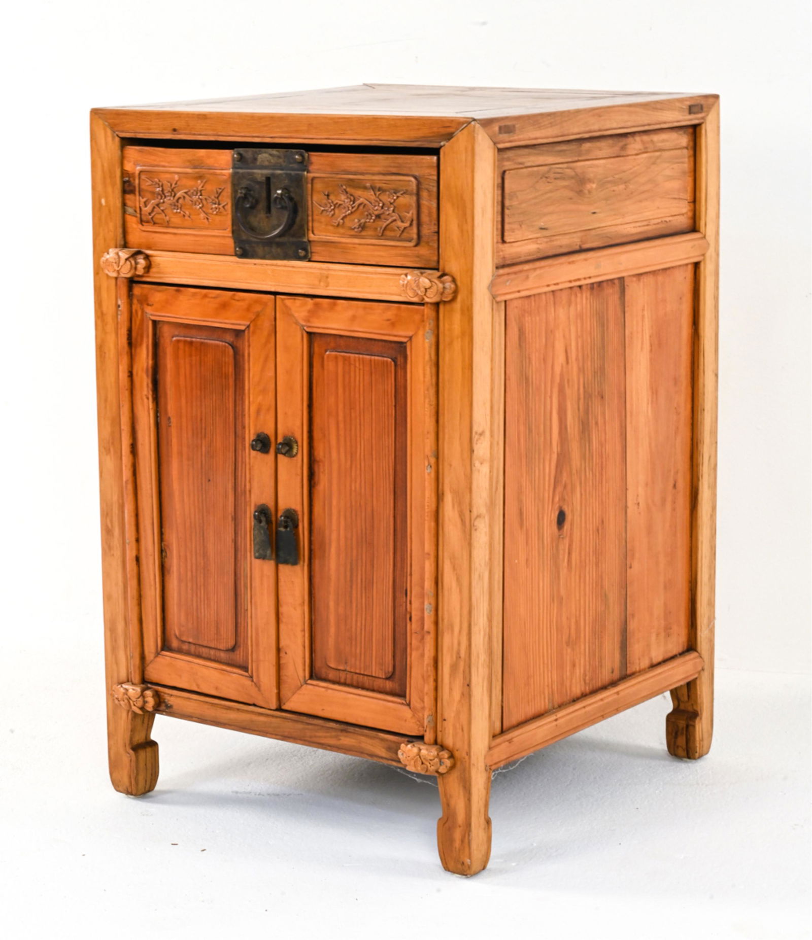 ANTIQUE CHINESE CARVED SIDE CABINET (1 of 14)