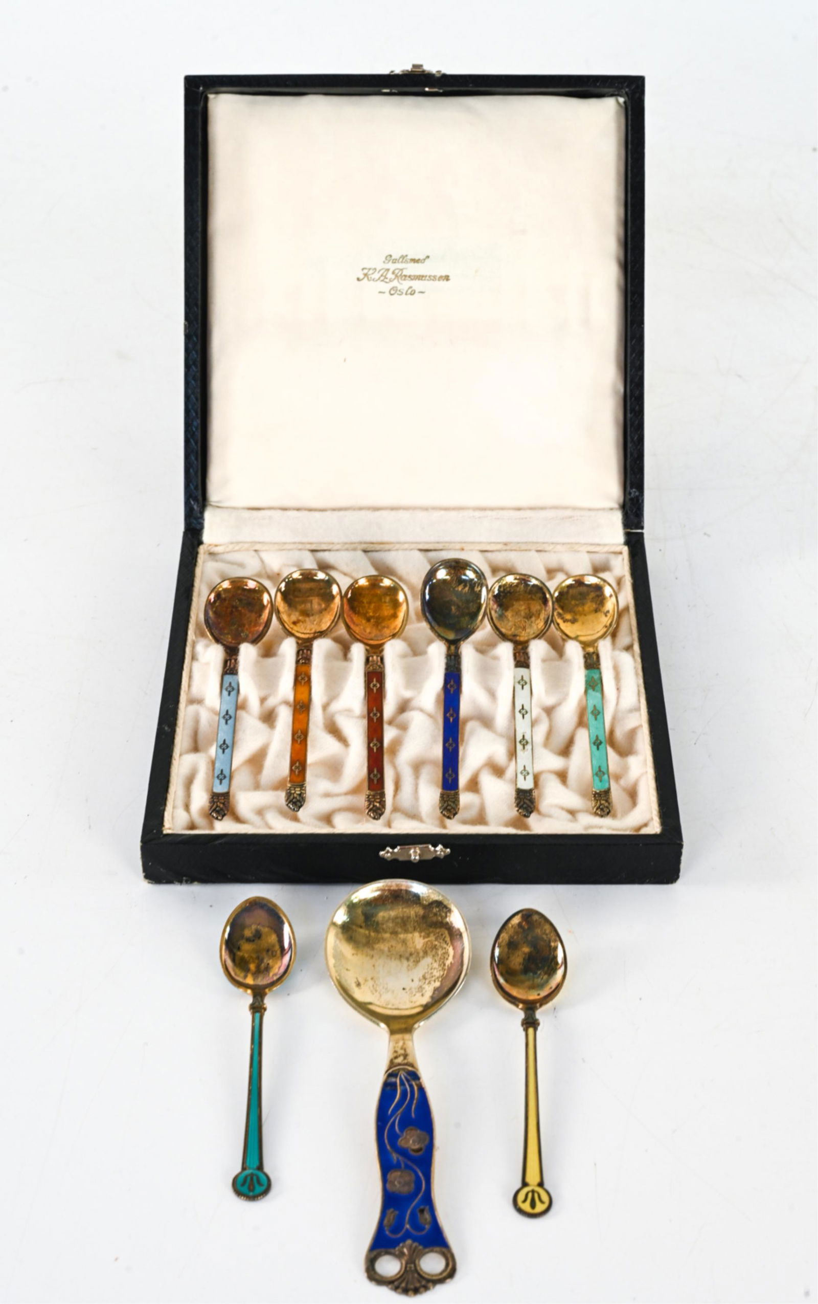 GROUPING OF NORWEGIAN STERLING & ENAMEL SPOONS (1 of 10)