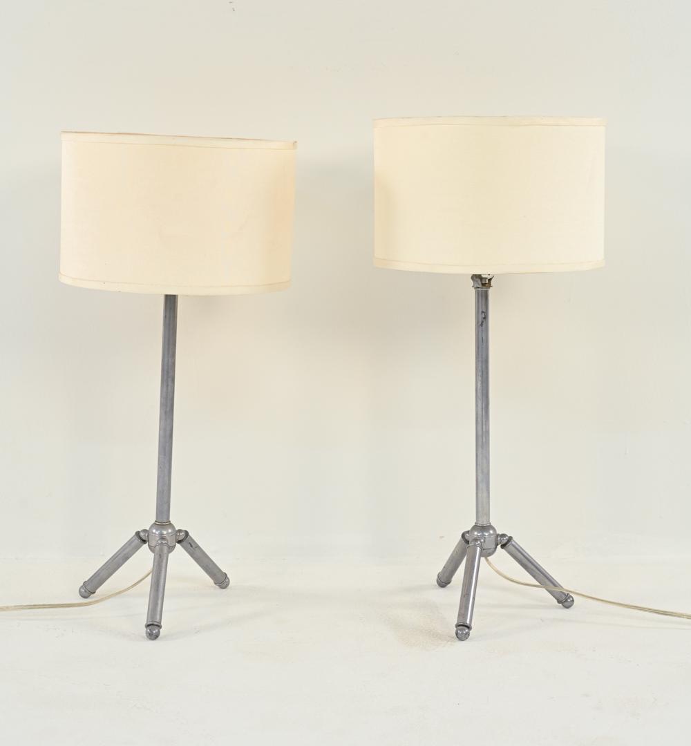 PAIR CONTEMPORARY ATOMIC-STYLE TRIPOD TABLE LAMPS (1 of 7)