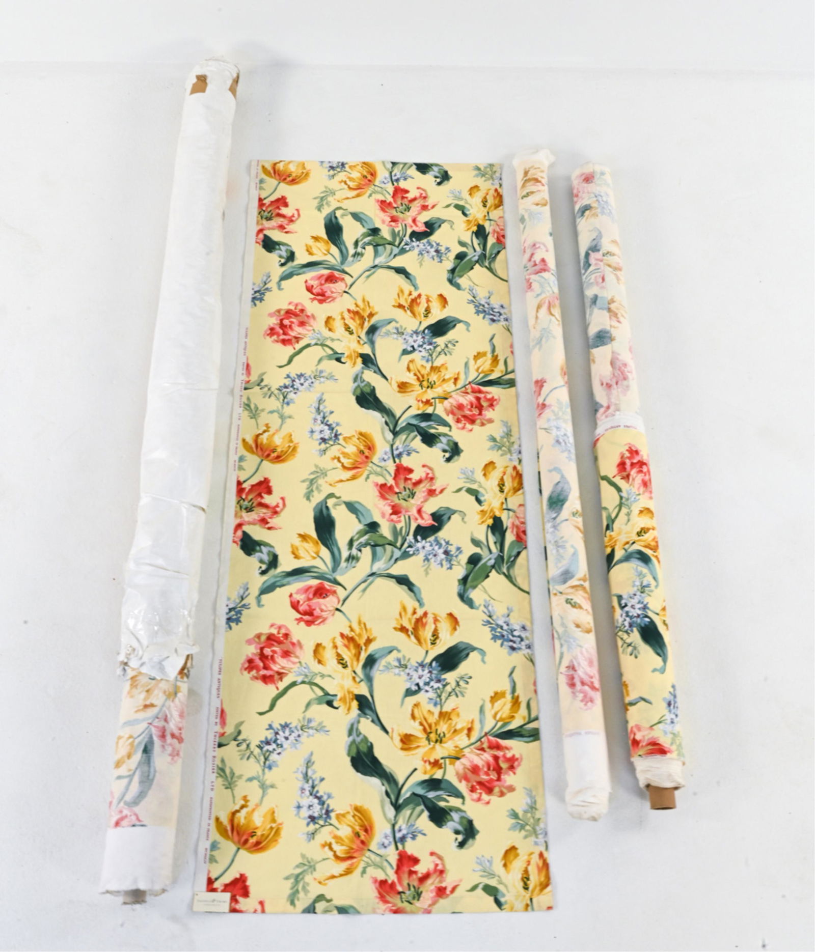 OVER 35 YDS HAND-PRINTED "TULIPES ANTIQUES" FABRIC (1 of 12)