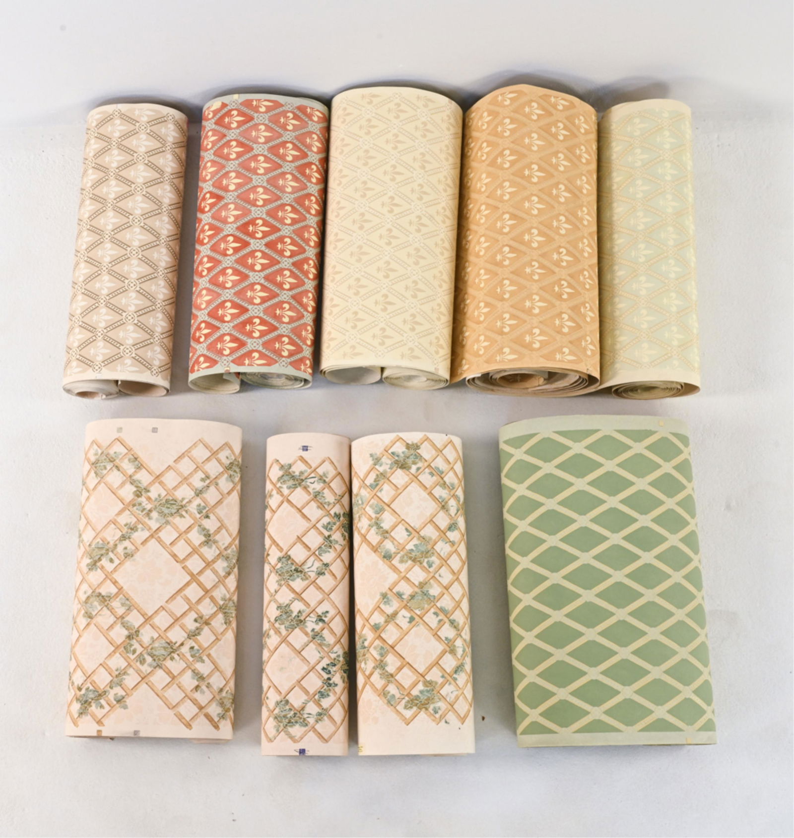 HAND-PRINTED WALLPAPER; TRELLIS & FLEUR DE LIS (1 of 13)