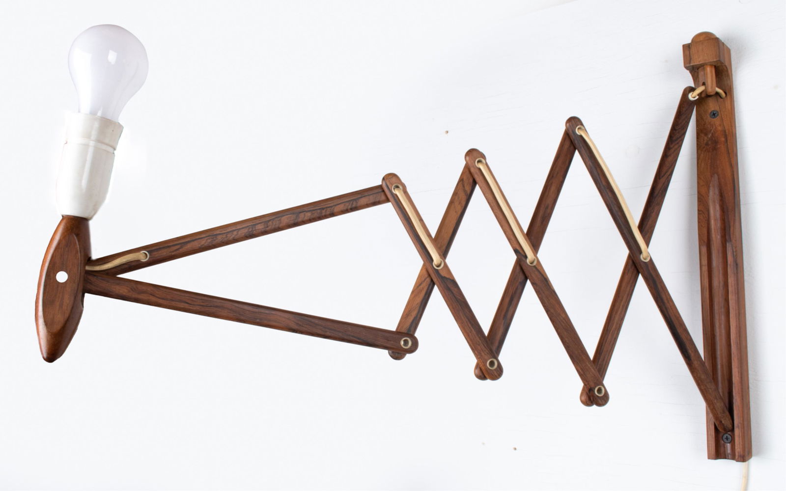 ERIC HANSEN LE KLINT 'SCISSOR' WALL LAMP (1 of 11)