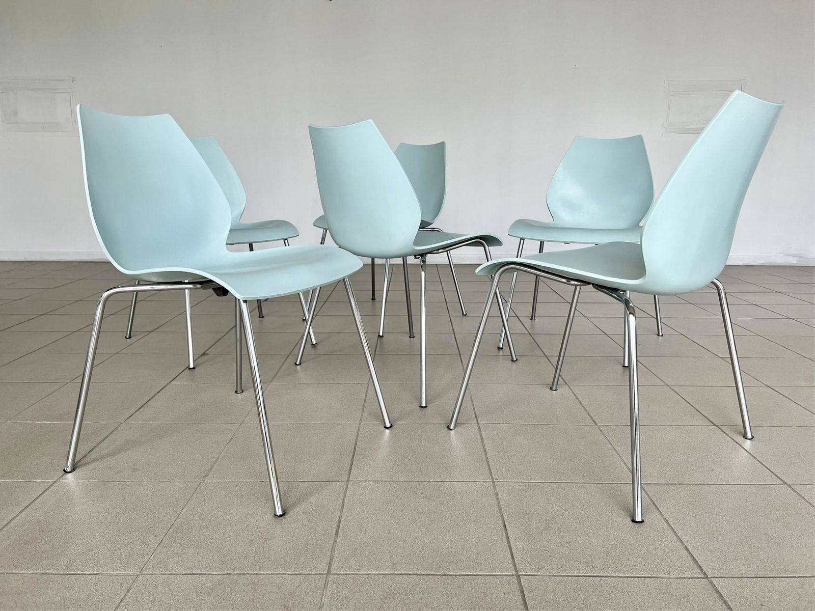 (6) VICO MAGISTRETTI FOR KARTELL MAUI SIDE CHAIRS (1 of 12)