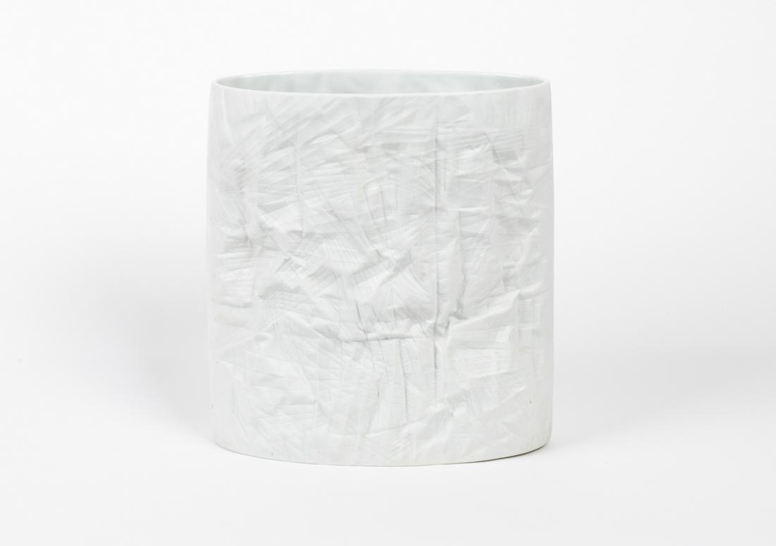 MARTIN FREYER FOR ROSENTHAL WHITE PORCELAIN VASE (1 of 11)