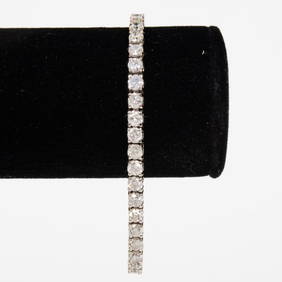 14K WHITE GOLD AND DIAMOND BRACELET (1 of 10)