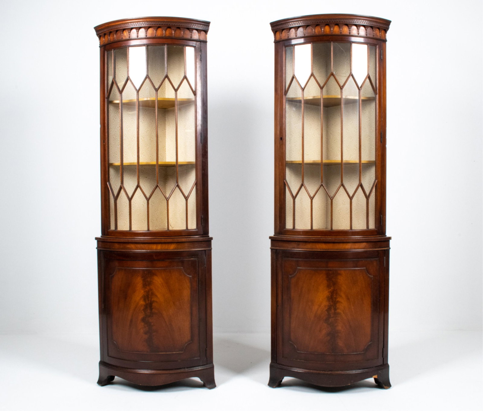 PAIR OF GEORGIAN-STYLE BOW-FRONT CORNER CABINETS (1 of 13)