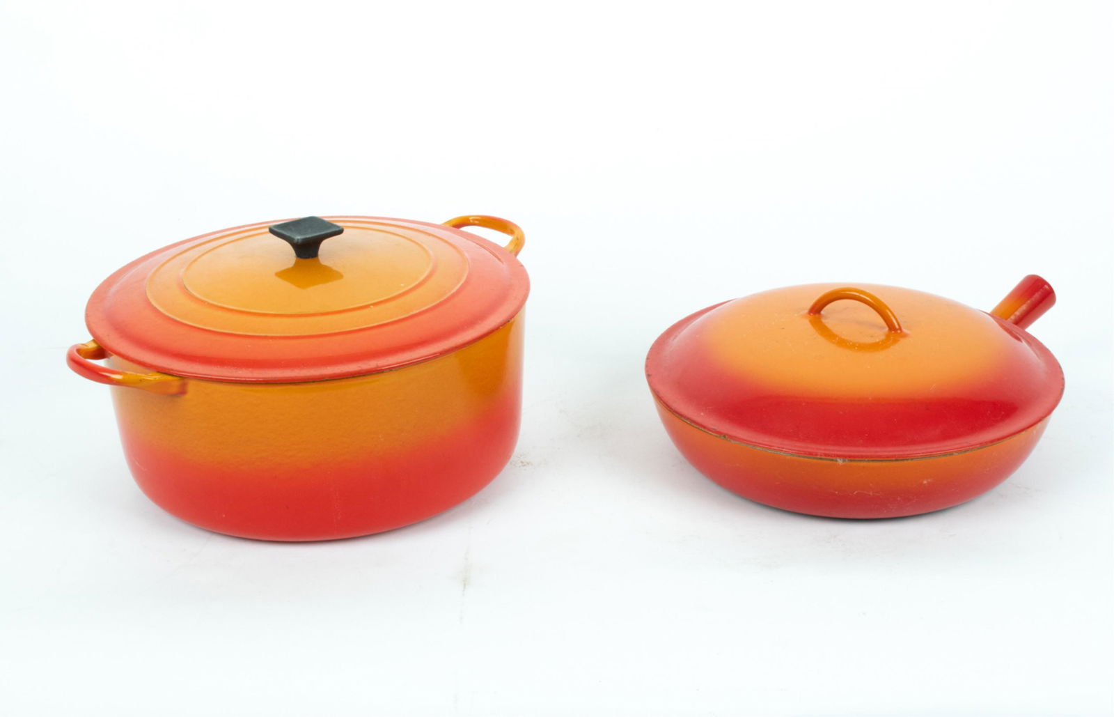 (2) ENAMELED IRON POTS INCL. VINTAGE LE CREUSET (1 of 15)