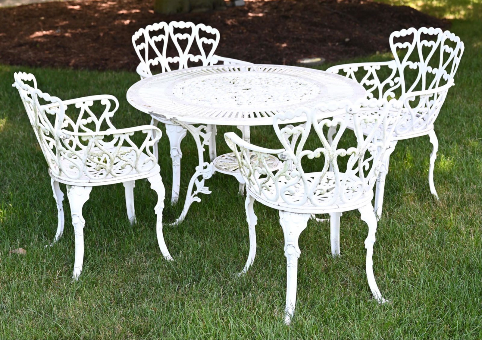 PAINTED ALUMINUM GARDEN SUITE (1 of 10)