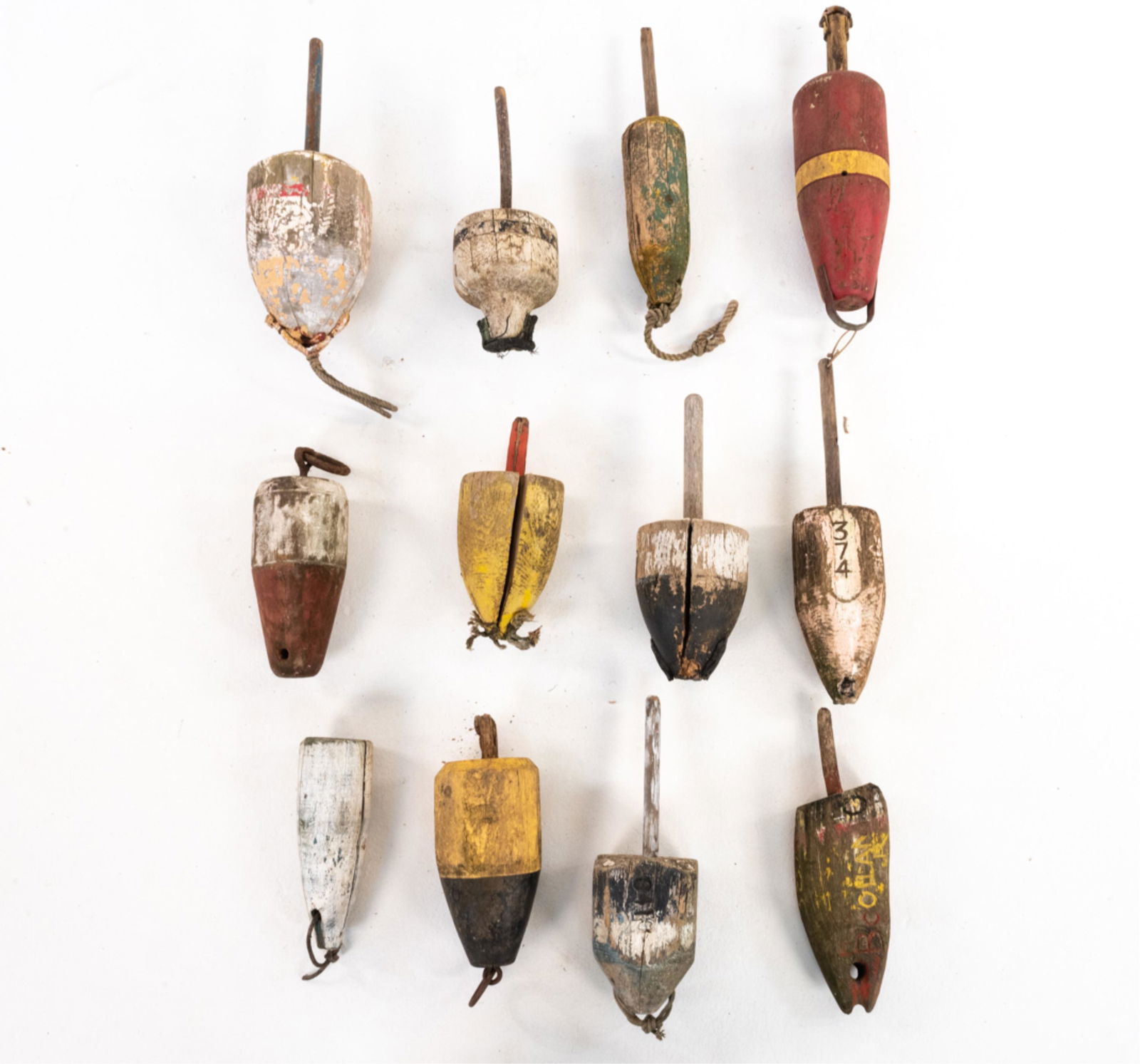 GROUPING OF VINTAGE PAINTED WOOD NAUTICAL BUOYS (1 of 10)