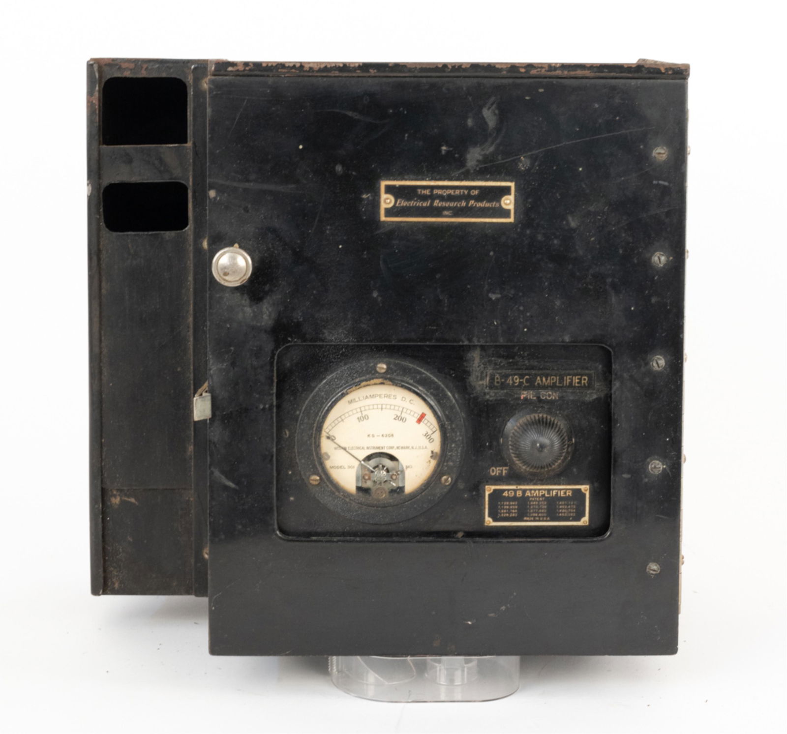 WESTERN ELECTRIC 49B AMPLIFIER IN CABINET (1 of 19)