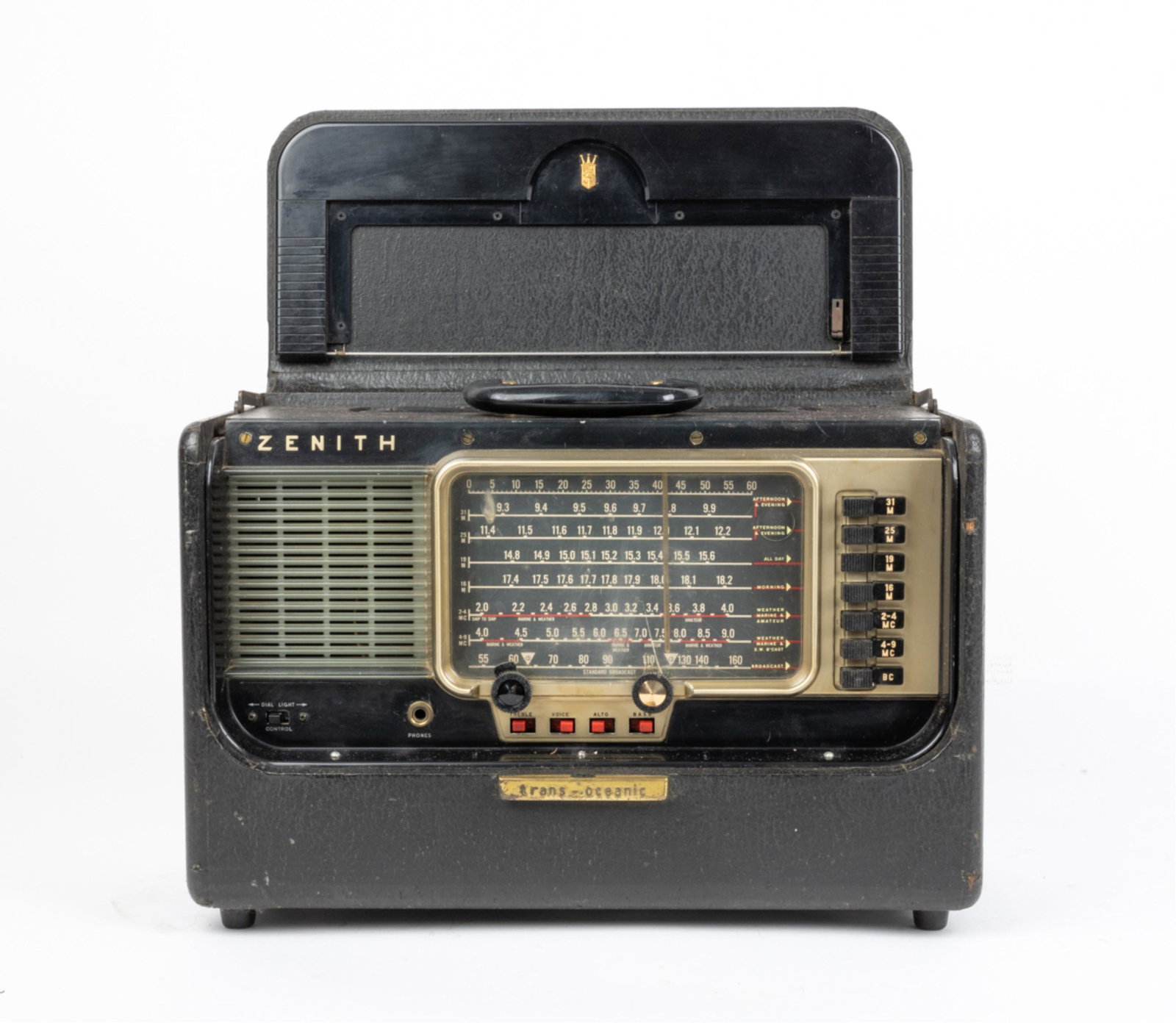 ZENITH TRANS-OCEANIC RADIO (1 of 14)