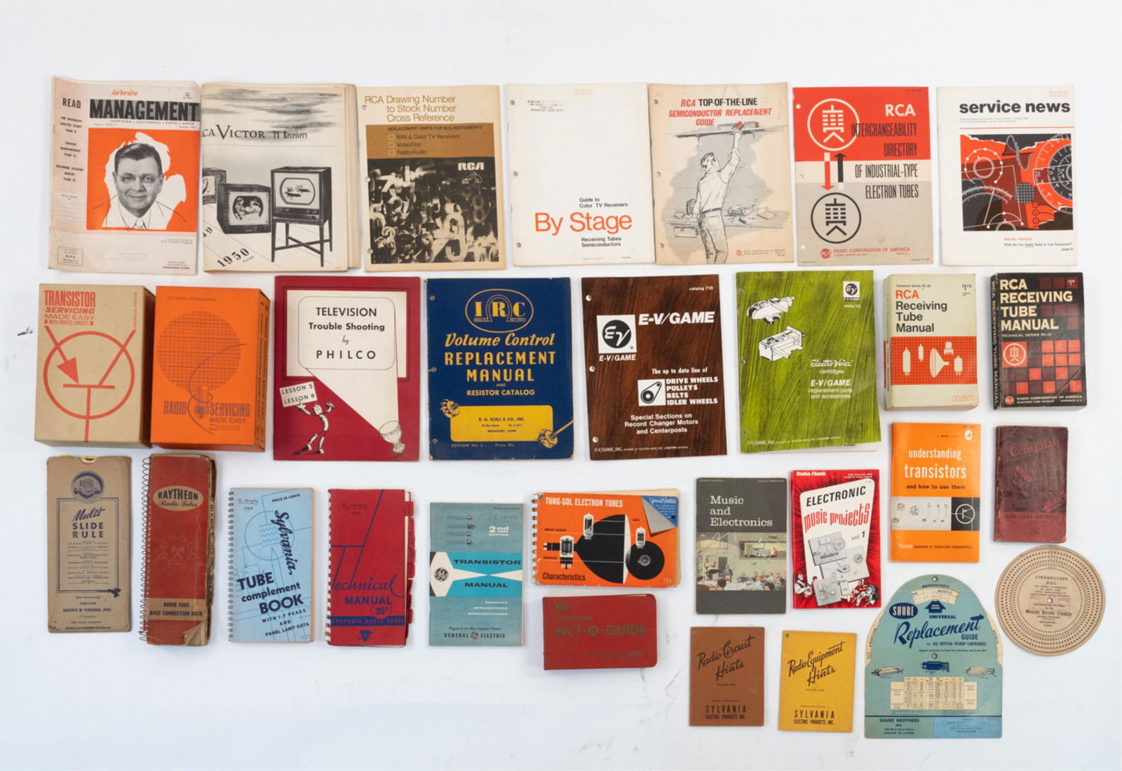 LARGE GROUPING OF VINTAGE AUDIO TECHNICAL EPHEMERA (1 of 16)