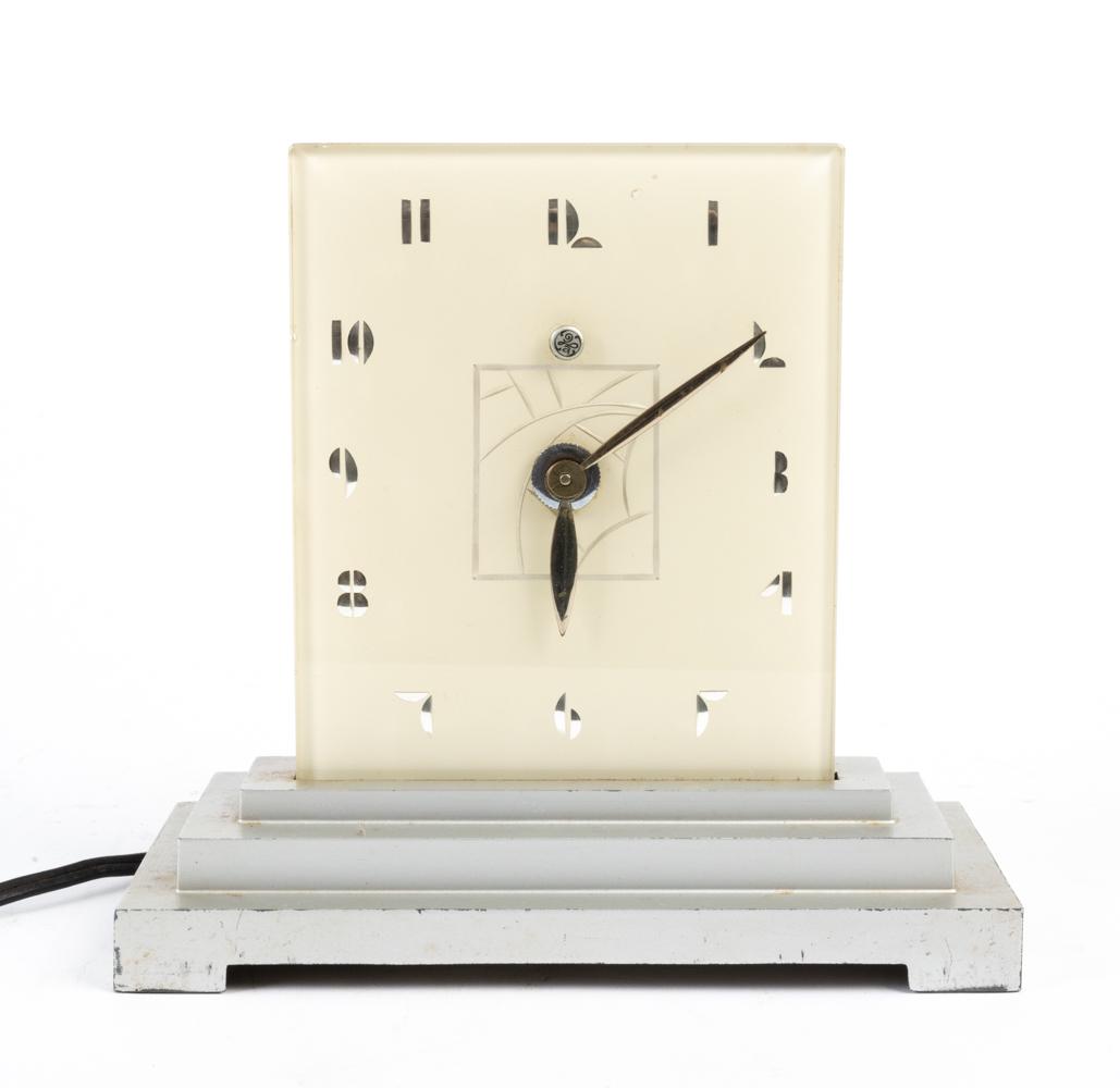 GENERAL ELECTRIC "BRETON" ART DECO CLOCK (1 of 10)