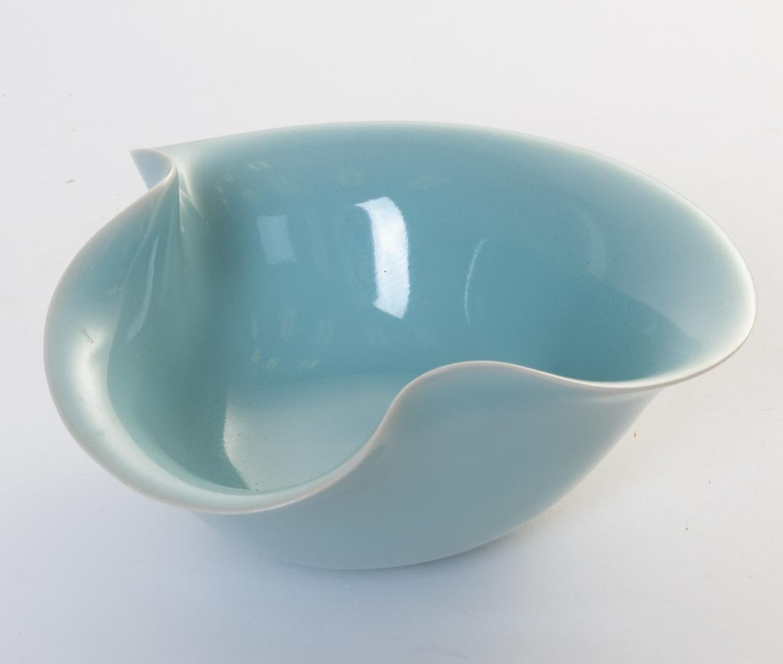 KAWASE SHINOBU (B. 1950-) SMALL CELADON BOWL (1 of 18)