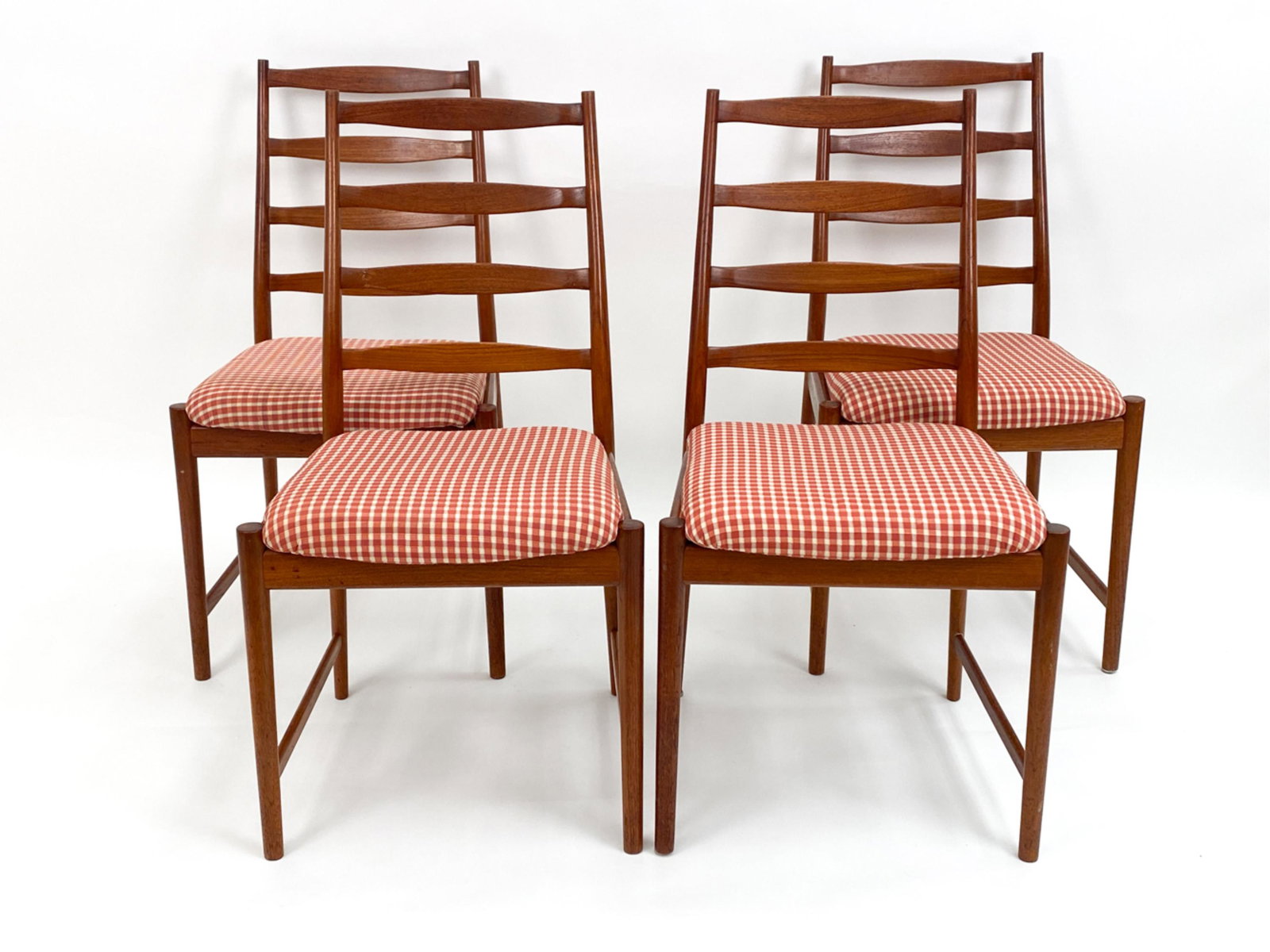 (4) TORBJORN AFDAL VAMO SONDERBORG TEAK CHAIRS (1 of 20)