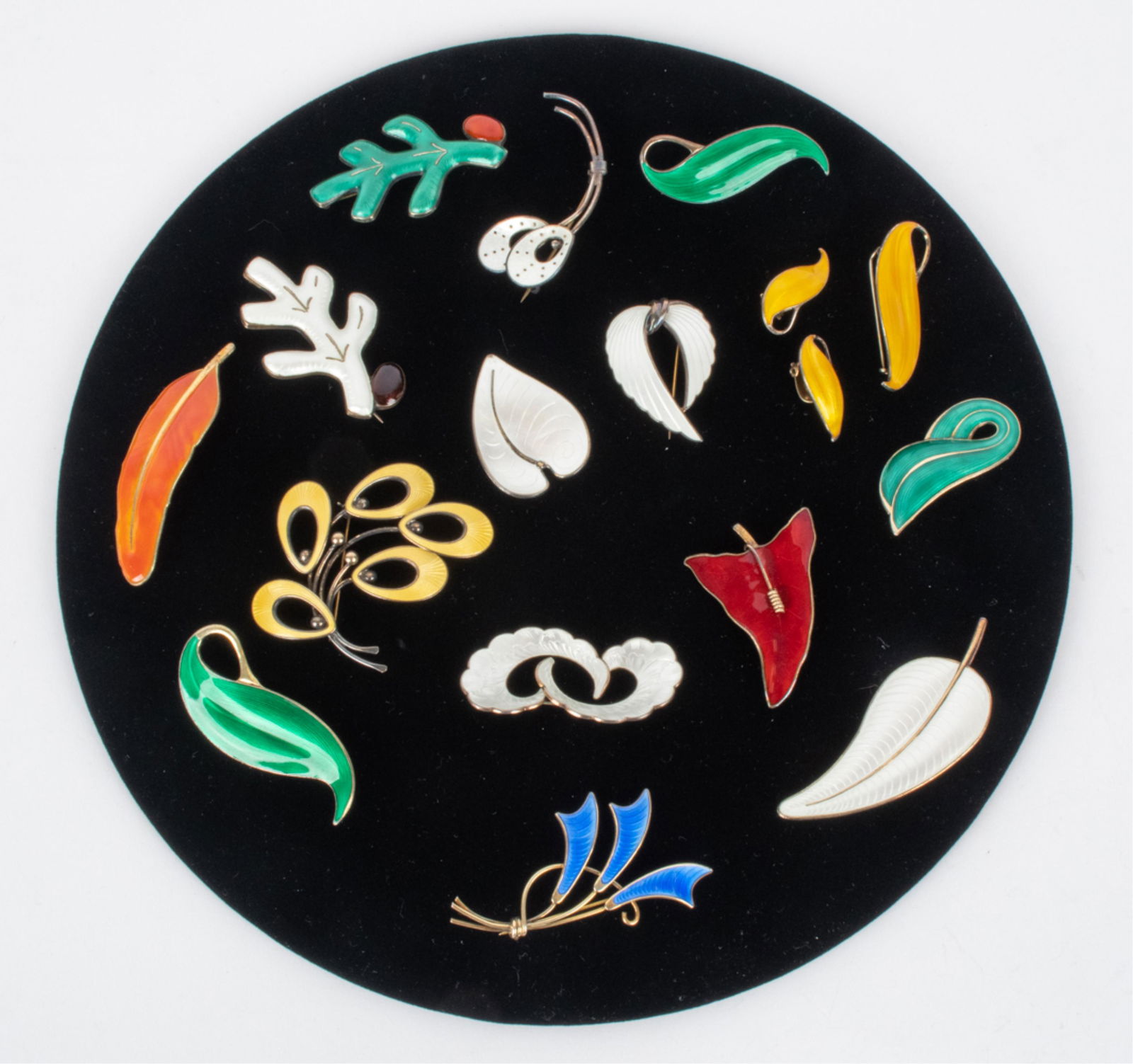 GROUP OF RETRO SCANDINAVIAN SILVER ENAMEL JEWELRY (1 of 20)
